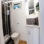 Peaceful, Private And Spacious Double Garden * Бристоль