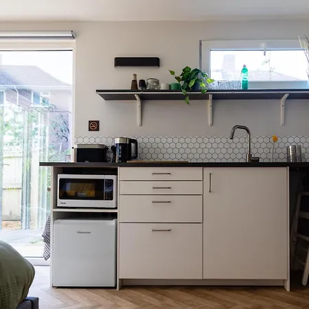 Peaceful, Private And Spacious Double Garden Bristol