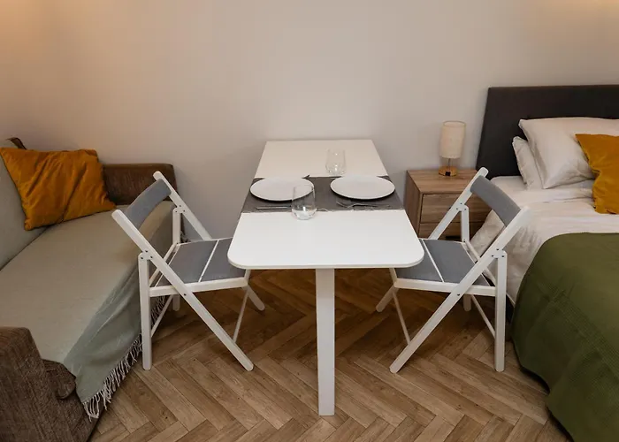 Peaceful, Private And Spacious Double Garden Bristol