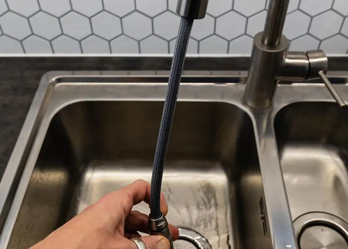 Peaceful, Private And Spacious Double Garden Apartment *